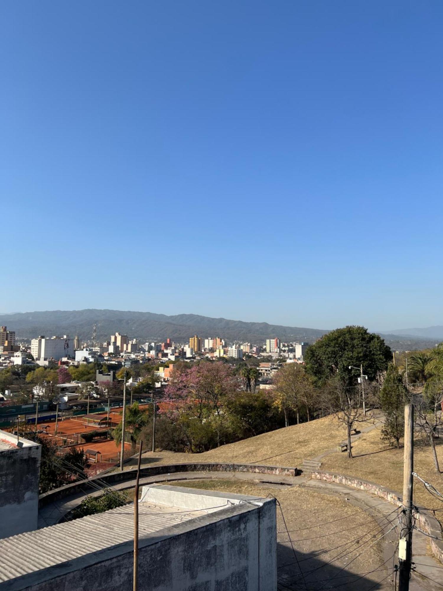 Cuyaya Hostel Сан-Сальвадор-де-Жужуй Экстерьер фото